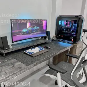 Bàn làm việc gỗ tự nhiên - đẹp mộc mạc và bền bỉ. 1 Bàn làm việc gỗ tự nhiên - đẹp mộc mạc và bền bỉ. Wisdecor