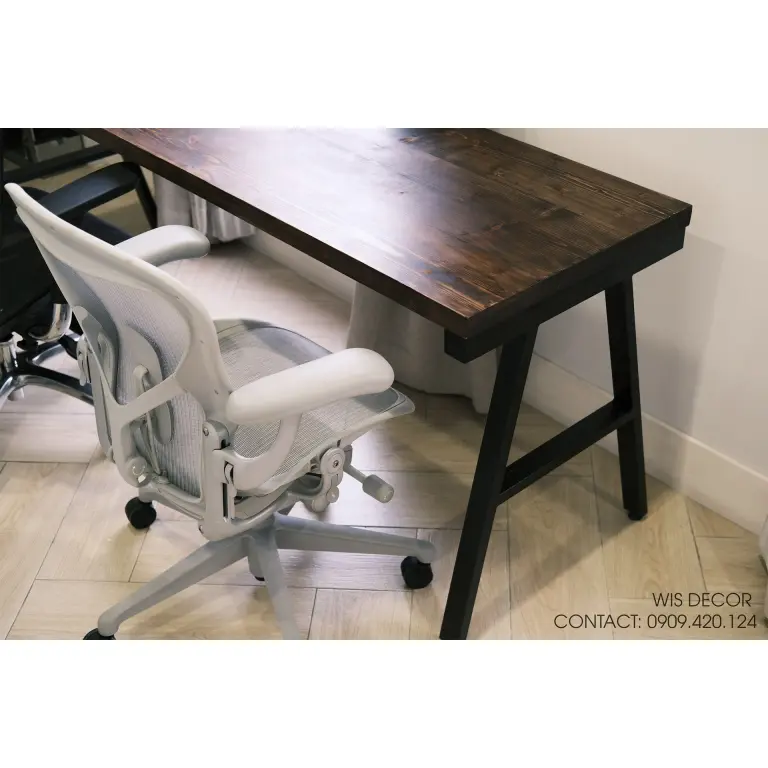 Bàn làm việc gỗ thông vintage