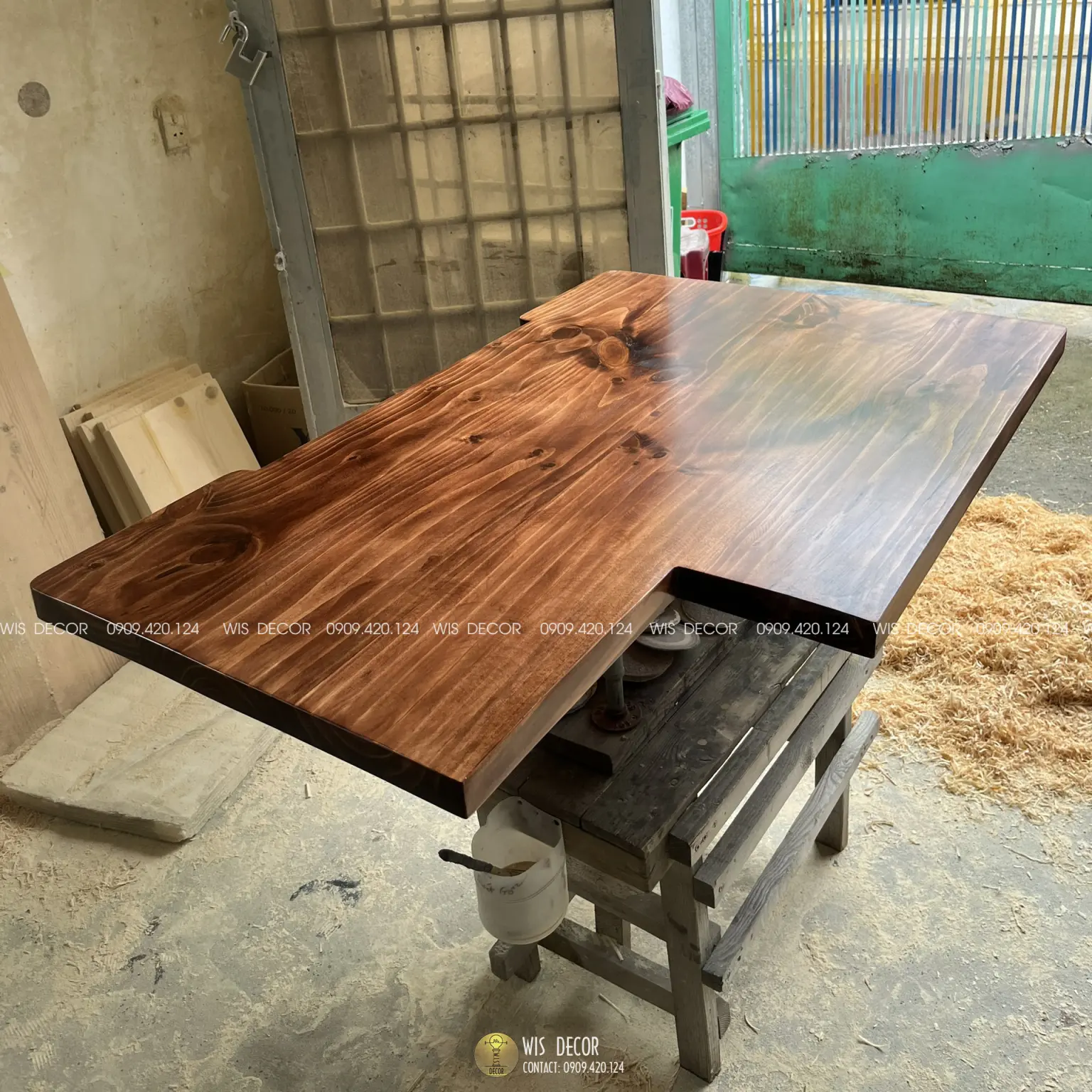 Mặt bàn gỗ thông tự nhiên 4cm kích thước theo yêu cầu 28 Mặt bàn gỗ thông tự nhiên 4cm kích thước theo yêu cầu Wisdecor