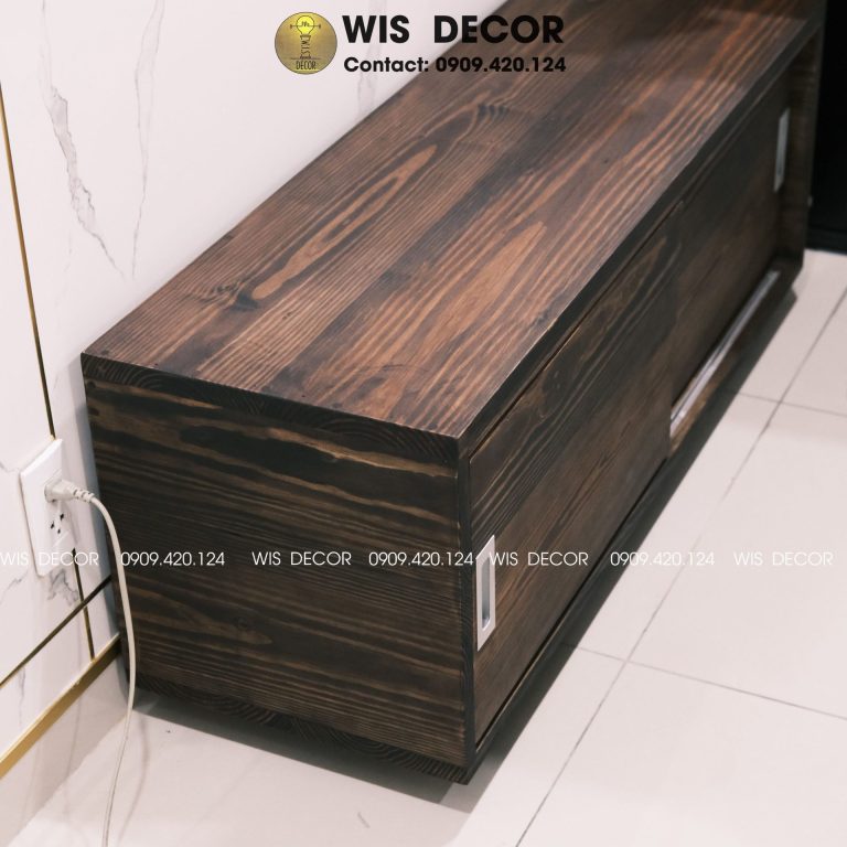 Tủ gỗ thông kết hợp ghế ngồi
